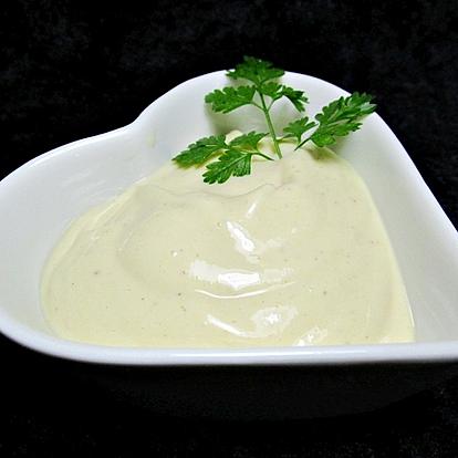 Lightning-fast Mayonnaise In a Minute